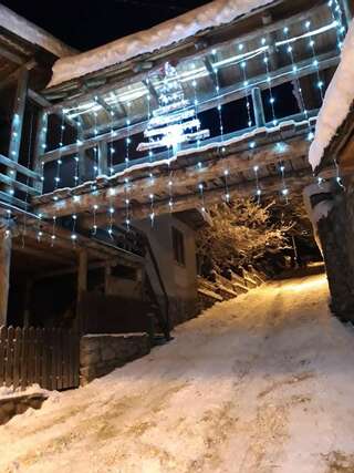 Гостевой дом Mestialux Guesthouse Местиа-1